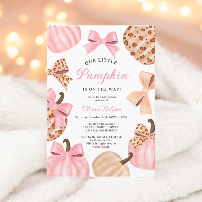 Fall Cute Coquette Bow Leopard Pumpkin Baby Shower Inbjudningar (Fall Cute Coquette Bow Leopard Pumpkin Baby Shower Invitation)