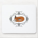 Fall Fox-sömn med Löv och blommor Musmatta<br><div class="desc">Fall Fox-sömn med Löv och blommor</div>