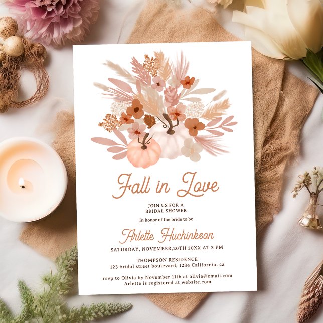 Fall i kärlek beige blommigt boho chic möhippa inbjudningar (Fall in love beige floral boho chic bridal shower invitation on white)