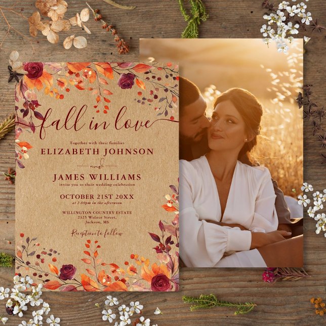 Fall i Kärlek, hösten, rustik Blommigt, foto Bröll Inbjudningar (Fall In Love Autumn Rustic Floral Photo Wedding Invitation)
