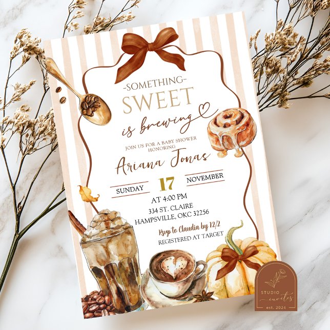 Fall-kaffe något sötat håller på att andas babysko inbjudningar (Skapare uppladdad)