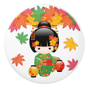Fall Kokeshi Doll - Grönt Kimono Geisha Girl Knopp