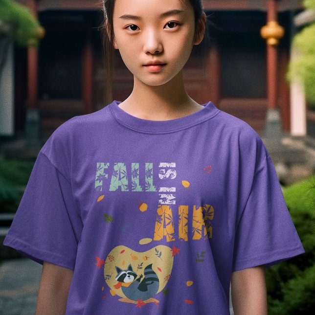 Fall ligger i Luft med att byta Raccoon T Shirt (Fall Is In Air With Swinging Raccoon T-Shirt)
