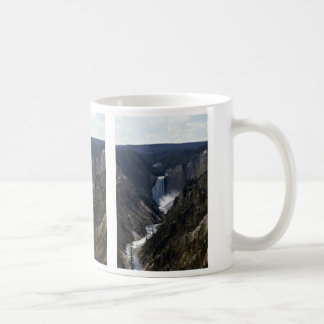 Fäll ned nedgångar, den Yosemite nationalparken Kaffemugg