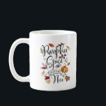 Fall Pumpkin Spice och Allt Nice Kaffemugg<br><div class="desc">Pumpkin Spice och All Nice Quote Coffee Mugg. Med pumpor och höst löv i vibrerande höst färger.</div>