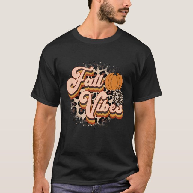 Fall Vibes Retro Leopard Pumpkin Thanksgiving Mana T Shirt (Framsida)