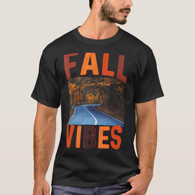 Fall Vibes Retro Pumpkin Spice Autumn Coffee - Tha T Shirt (Framsida)