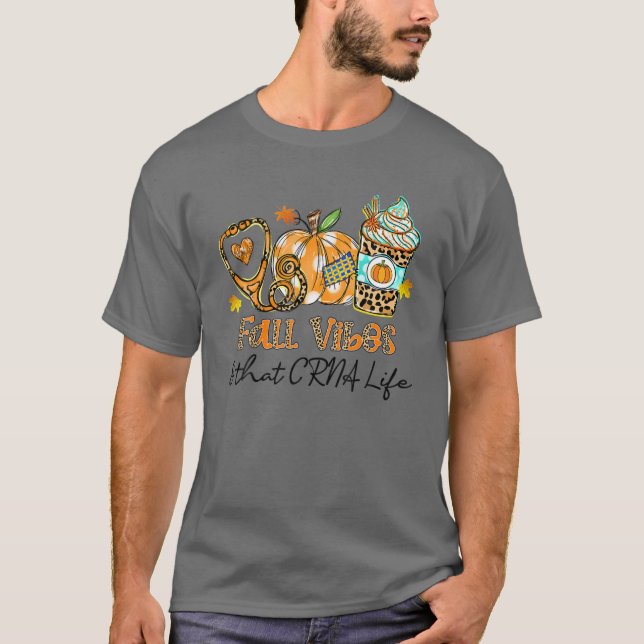 Fall Vibes T Shirt (Framsida)