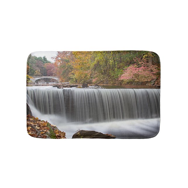 Fall Waterfall i Vanderbyggda Badrumsmatta (Framsidan)