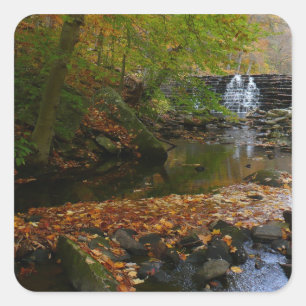 Fall Waterfall och Bäck Pennsylvania Nature Fyrkantigt Klistermärke