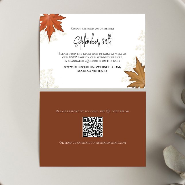 Fall Wedding Höst löv OSA QR-kod Tilläggskort (Fall leaves RSVP enclosure Card with a scannable QR code.)