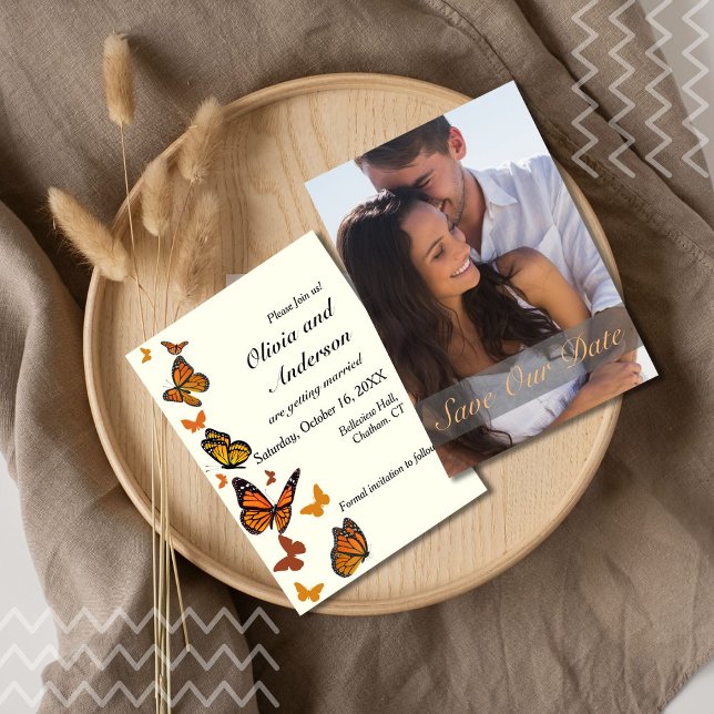Fall Wedding Photo Monarch Butterfly Spara Datumet (Monarch butterflies add romantic fall vibes to this photo save the date. )