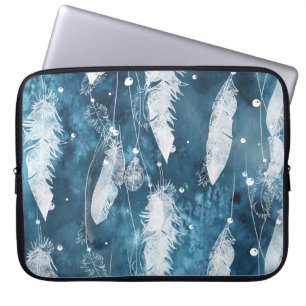 Fallande vita fjädrar, blå vattenfärg. laptop fodral