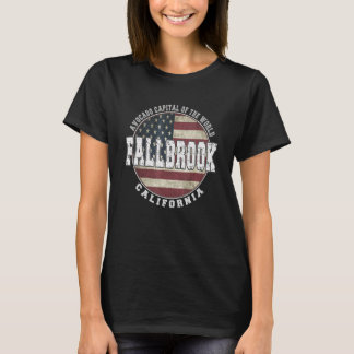 Fallbrook California Vintage American Flagga T Shirt