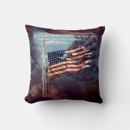 Fallen men inte glömd Flagga och rökning Kudde