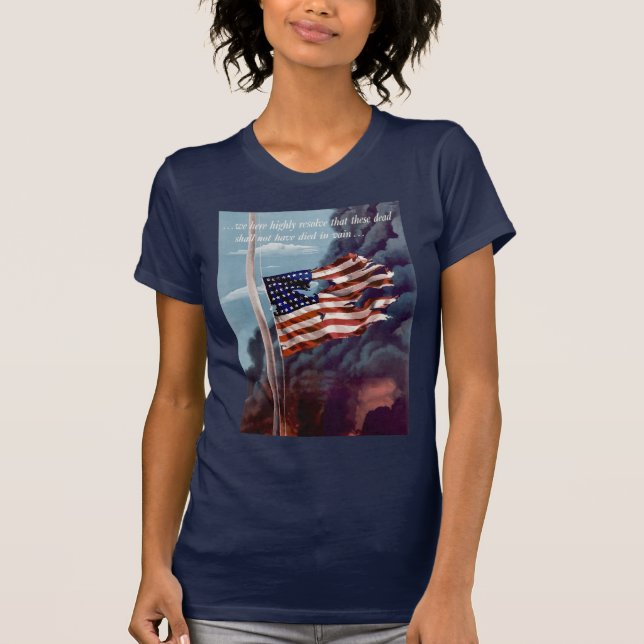 Fallen men inte glömd t-shirt (Framsida)