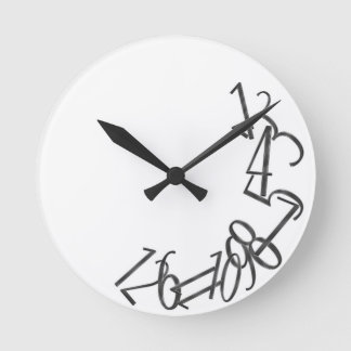 Fallen Numbers Rund Klocka