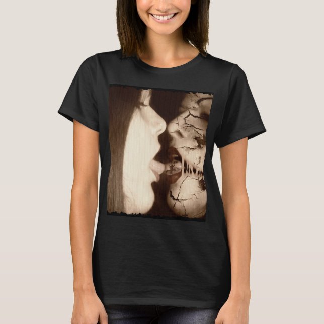 Falln Embrace T Shirt (Framsida)