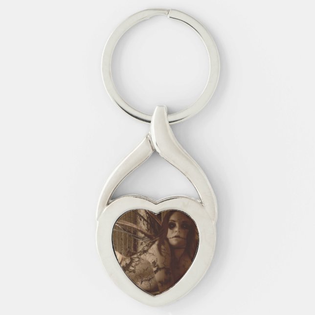 Falln Följ mig Twisted Heart Silverfärgad Nyckelring (Framsidan)