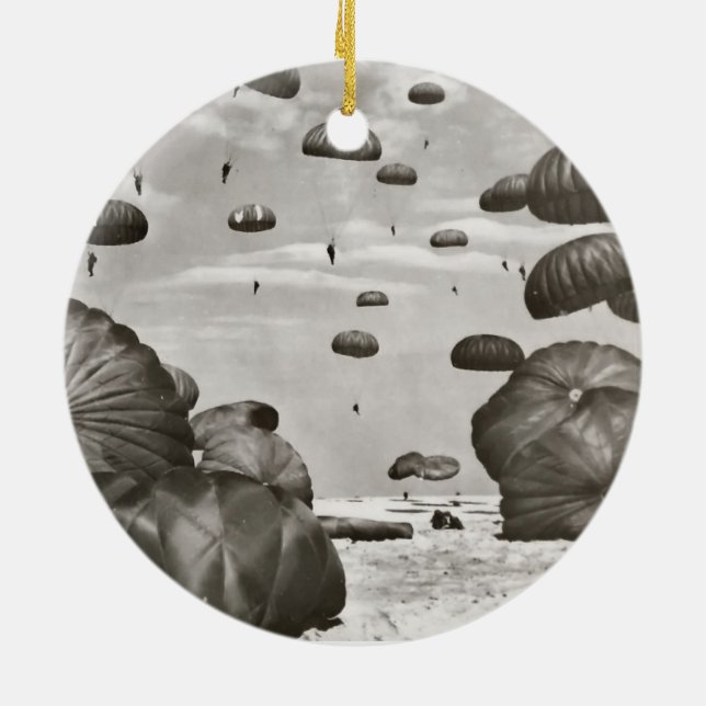 Fallskärmsjägarelandning Julgransprydnad Keramik (Baksidan)