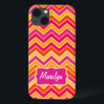 Fallväska för rosa av schvron zigzag mönster, färg<br><div class="desc">Trending zigzag designad fodral in fold rosa,  orange,  red och gult hues. Sarah Trett,  Cute bright ID ipod fodral. Anpassa till valfri namn,  läser Marilyn för närvarande.</div>
