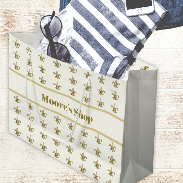 Falsk guld FleurDeLis på elfenben (Skapare uppladdad)