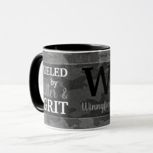 Falsk svart metallisk kamouflage glittermonogram mugg