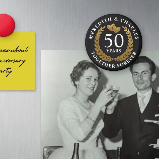 Falska guldhjärtan & krans 50-års bröllopsjubileum magnet (Skapare uppladdad)