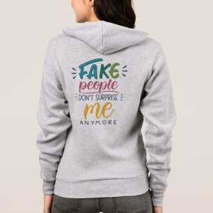 Falska människor överraskar mig inte längre t shirt