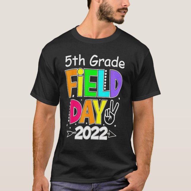 Fält Dag 2022, röd, femte Klass, Fält Dagen 2022,  T Shirt (Framsida)