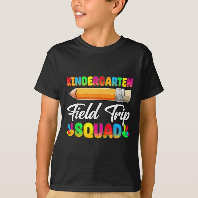 Fält Dag Stud på Resa-torget Fält Kindergarten T Shirt (Framsida)