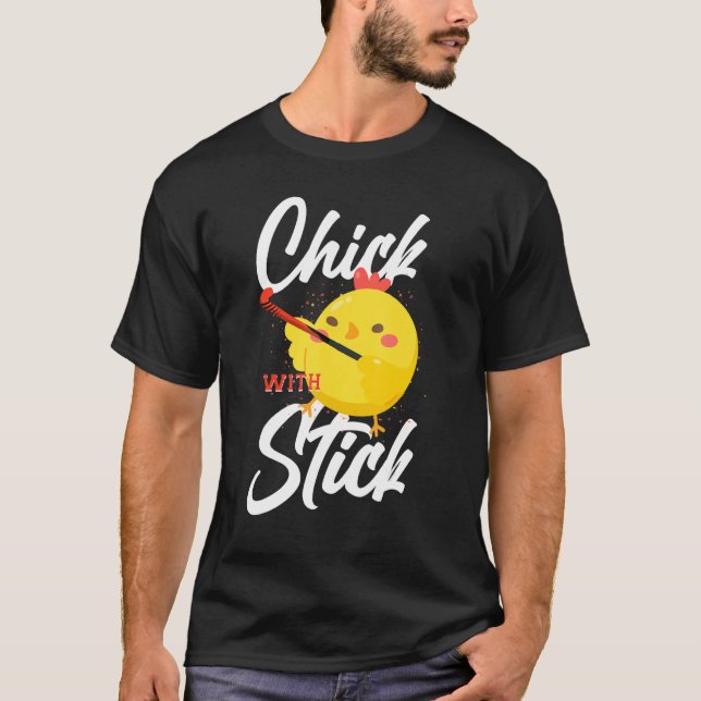 Fält Hockey Chicken Chick with Stick T Shirt (Framsida)
