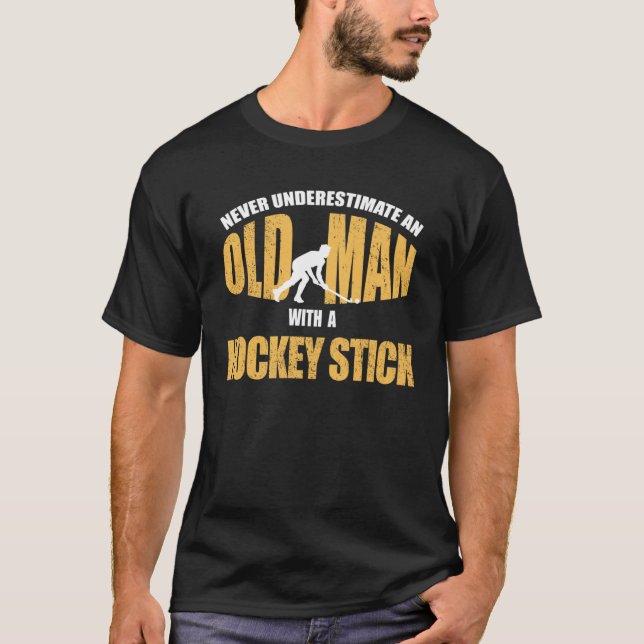 Fält Hockey Player Stick Handling Sports Manar T Shirt (Framsida)