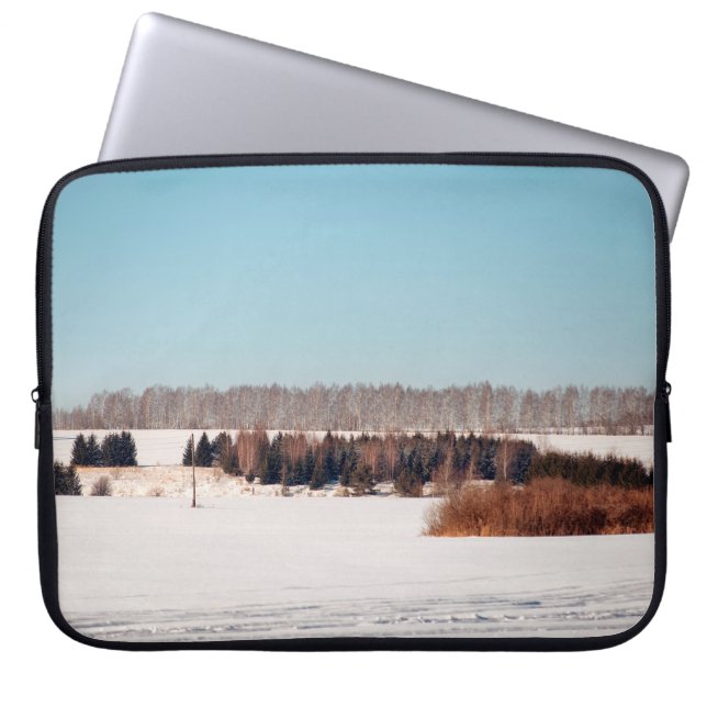 Fält och skogarna i centrala Ryssland. Laptop Fodral (Framsidan)