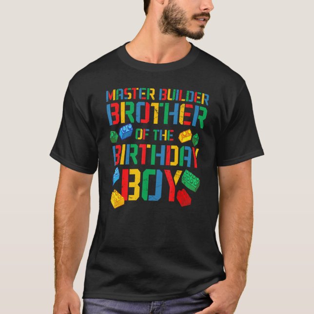 Fami blockeras i Brother Master Builder Bygger Bri T Shirt (Framsida)