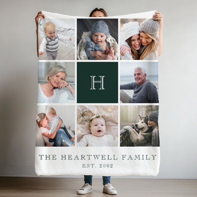 Familj 8 Fotokollage Monogram Skoggrön Fleecefilt (Skapare uppladdad)