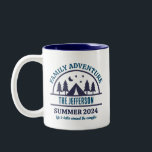 Familj Äventyr Camping Resa Personlig Namn Två-Tonad Mugg<br><div class="desc">Personlig för familjesemester,  familjeåterförening eller resa. Anpassa texten och formuleringen så att den passar tillfälle.</div>