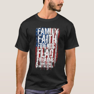 FAMILJ FRIENDS FLAGGA... T SHIRT
