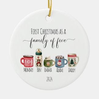 Familj med fem julprydnadsföremål julgransprydnad keramik