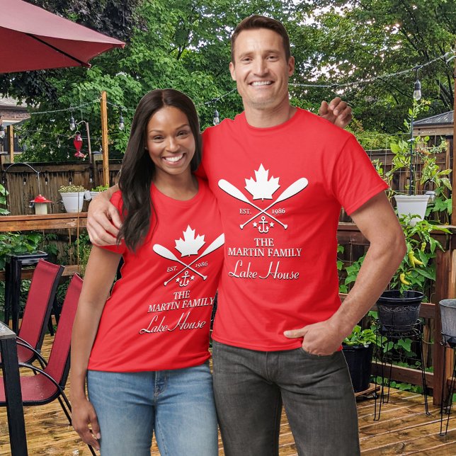 Familj Namn | Canadian Maple Löv Anpassningsbar T Shirt (Skapare uppladdad)