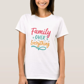 Familj över allt t shirt