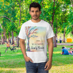 Familjeåterförening i Träd T Shirt<br><div class="desc">Denna färgstarka familjeåterförening T-Shirt har en renhetsgrad av regnbågsmosaikfamiljen träd och en vattenfärgad bakgrund. Anpassade enkelt med ditt namn och året för din återförening. Använda alternativet Anpassa ytterligare om du vill ändra texten storlekt, stil eller färg om du vill. Eftersom vi skapar vår teckning kommer du inte att hitta just...</div>