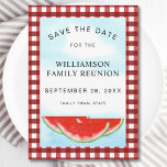 Familjeåterförening Spara datumvattenmelon Spara Datumet<br><div class="desc">Planerar du en familjeåterförening? Låt familjen få veta datumet med det här unika Spara datumkortet. Det är dekorerat med vattenfärgsvattenmeloner,  en blå himmel och en röd och vit buffelbakgrund. Enkelt anpassade. Ursprunglig vattenfärg © Michele Davies.</div>