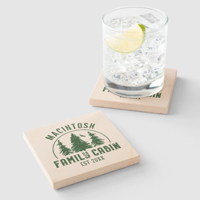 Familjefamiljen Cabin Rustic Träd Family Namn Grön Stenunderlägg (Sidan)