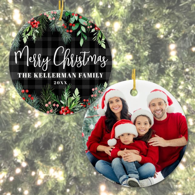Familjefoto Dubbelsidig Julkort Julgransprydnad Keramik (Greenery Plaid Merry Christmas Photo Ceramic Ornament)