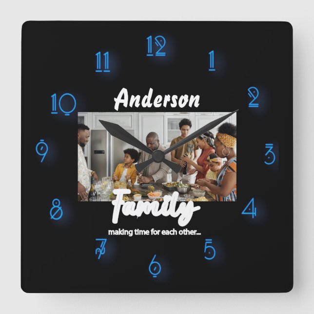 Familjefoto 📸 👨 ‍ 👩 ‍ 👧 ‍ färglöst Kärlek Fyrkantig Klocka (Framsida)