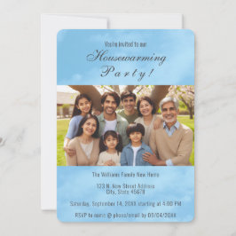 Familjefoto och inbjudan till Blå himmel-bostäder