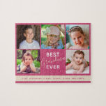 Familjefotokollage Best Grandma nånsin Pussel<br><div class="desc">Ge din mormor i roligtens familjepussel för tillfälle... födelsedag,  jul eller morförälder. Anpassa detta med fem bilder av hennes barnbarn. "Bästa mormor någonsin" förekommer i en kombination av vanlig text och skript för modern typografi. Ppusslet har rosa av hallon.</div>