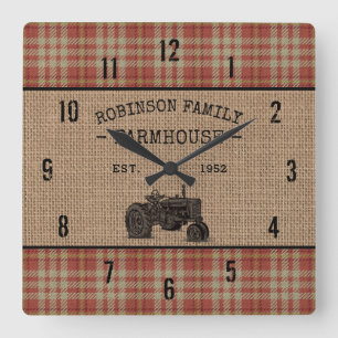 Familjejordbruk Rustic Tractor Red Play Burlap Fyrkantig Klocka