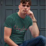 Familjejul | Snyggt Trendig Forest Grönt T Shirt<br><div class="desc">Enkelt,  snyggt "Jul med ()" citerar manar t-shirt i modern minimalistisk typografi i festive red,  white and grönt. Utformningen kan vara lätt att personlig med din familj namn,  år eller speciella hälsning för toppen,  söta,  skräddarsydda helgdag vibes!</div>